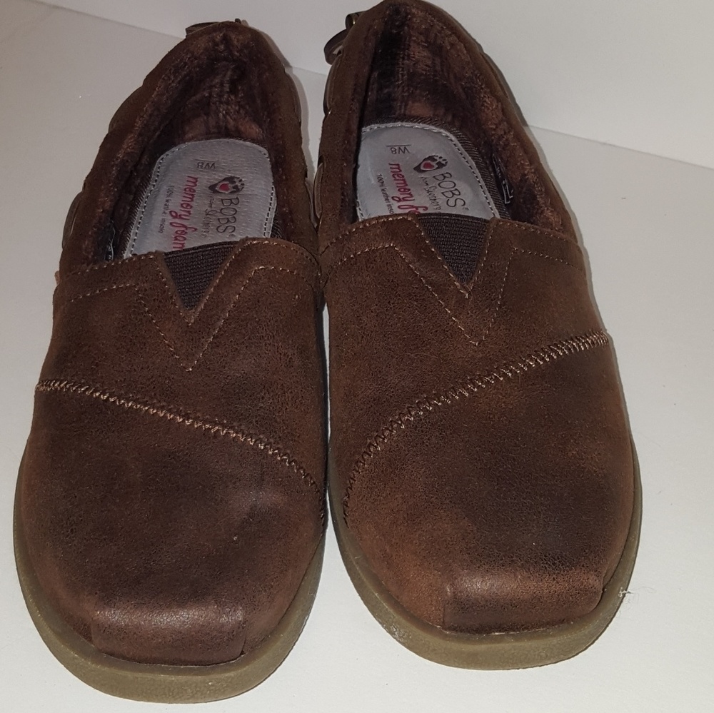 Bob's 8, brown loafers